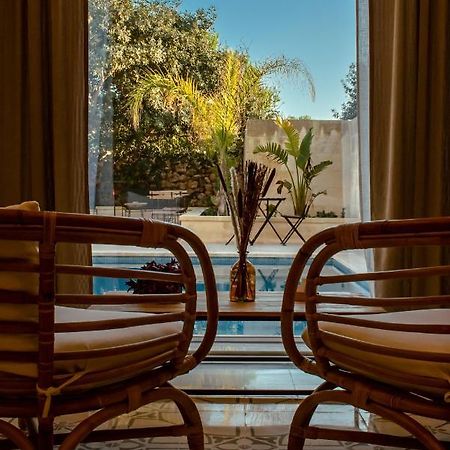 Bed and Breakfast The Carob Tree Виктория Экстерьер фото