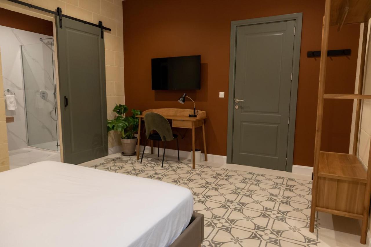 Bed and Breakfast The Carob Tree Виктория Экстерьер фото