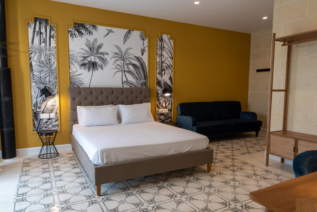 Bed and Breakfast The Carob Tree Виктория Экстерьер фото