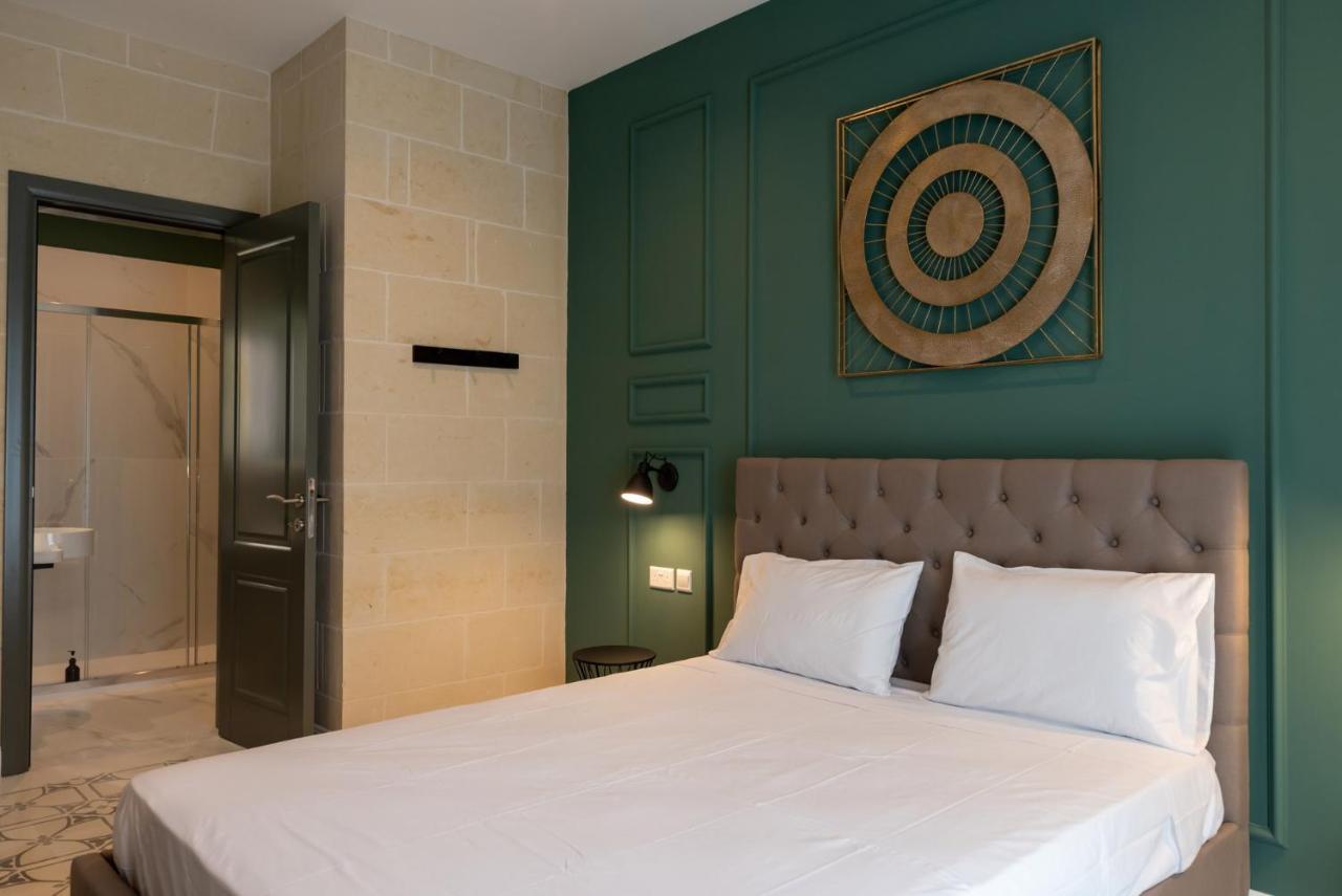 Bed and Breakfast The Carob Tree Виктория Экстерьер фото