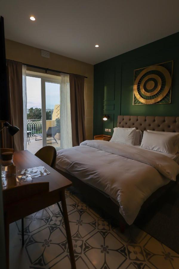 Bed and Breakfast The Carob Tree Виктория Экстерьер фото